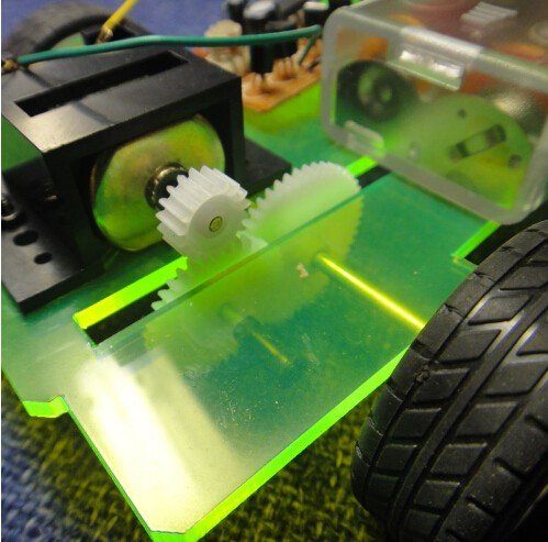 DIY Mini Battery Powered 4 Wheel Drive Car - Image 5